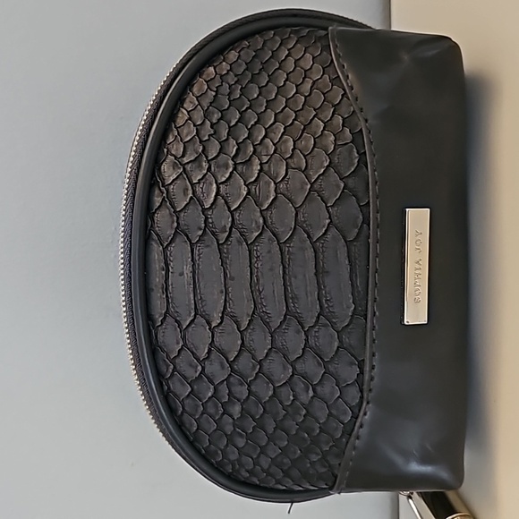 SOPHIA JOY Cosmetic Bag - Picture 1 of 9